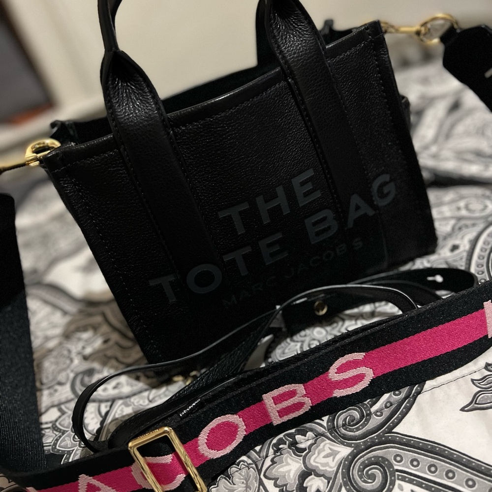 MARC JACOBS THE LEATHER MINI TOTE BAG
